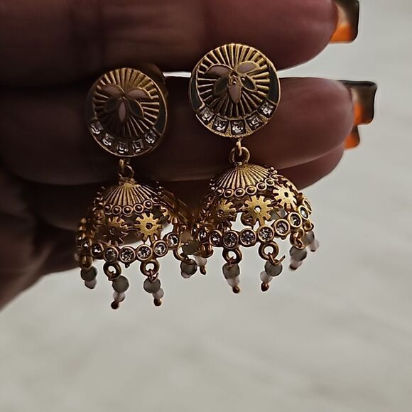 Indian Traditional Kundan  Necklace & Earrings Set - Picture 4 of 16